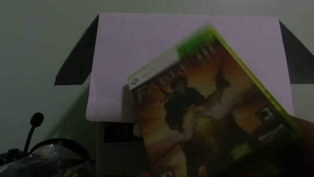 Unboxing Xbox 360 + Fable III смотреть онлайн