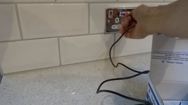 Equi Vue2™ - Charging & Switching Off смотреть онлайн