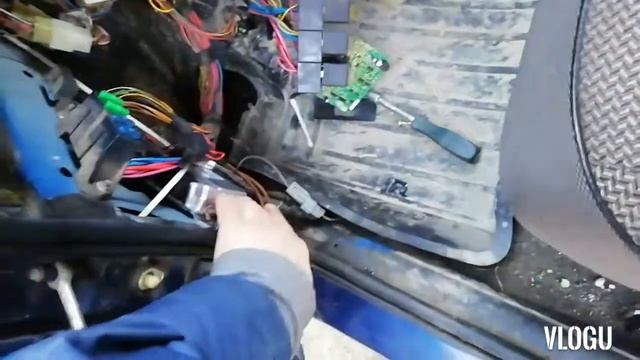 Нива 2131 не заводится, сгнили контакты ЭБУ смотреть онлайн