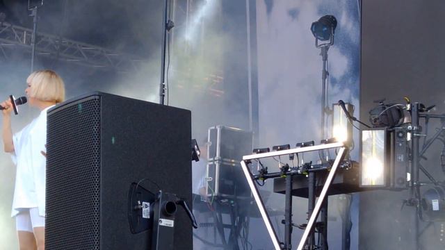 Vesala Tavallinen Nainen (Tammerfest 2019) смотреть онлайн