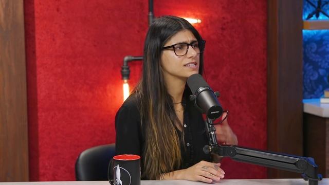 Mia Khalifa On Her Past, Shady People, Rejection, Shadowbans & More (Ep. 12 - A Conversation With) смотреть онлайн