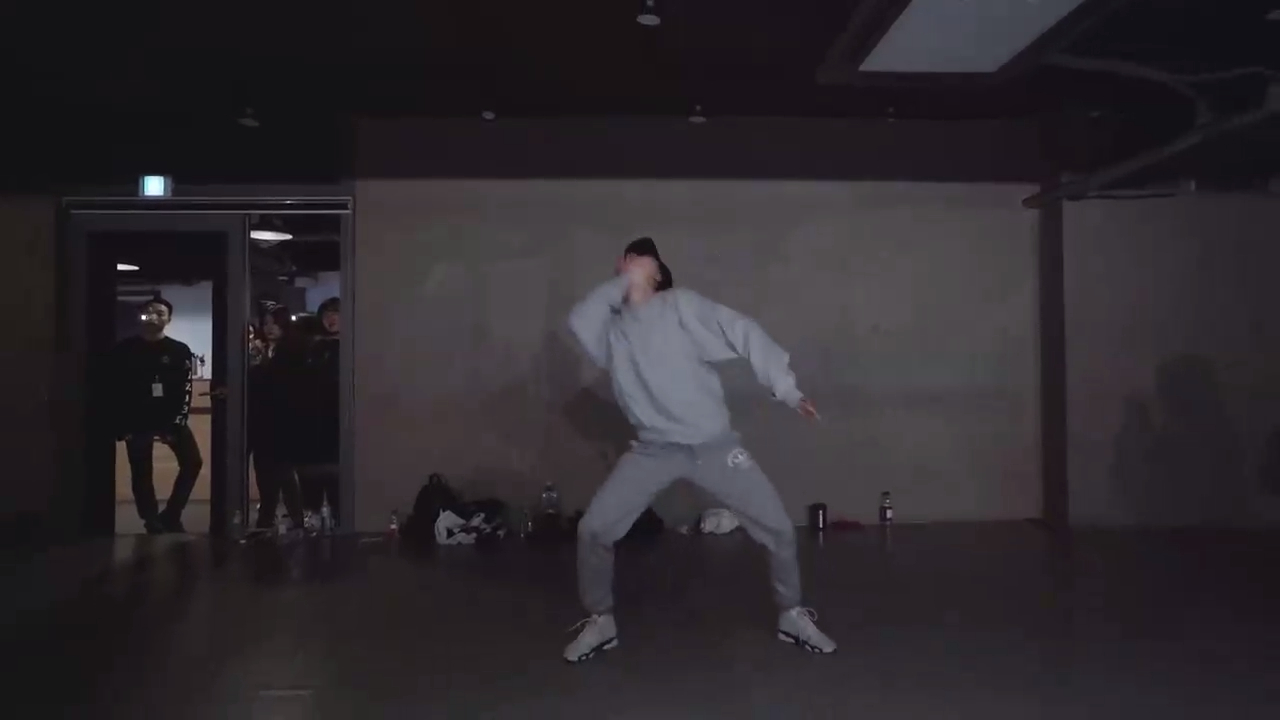 Jiyoung Youn / Ride - Ciara смотреть онлайн