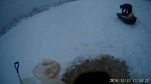 Устройство для протяжки сети подо льдом