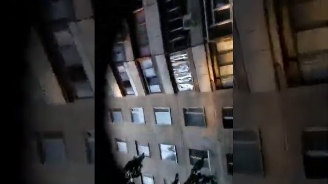Пожар в доме приехало три пожарных машины офигеть смотреть онлайн