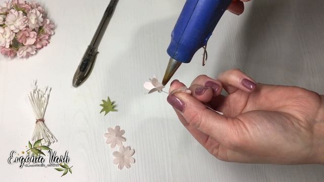 Минимум МАТЕРИАЛОВ и ВРЕМЕНИ | МАЛЕНЬКИЕ ЦВЕТОЧКИ своими руками | FLOWERS from FOAMIRAN смотреть онлайн