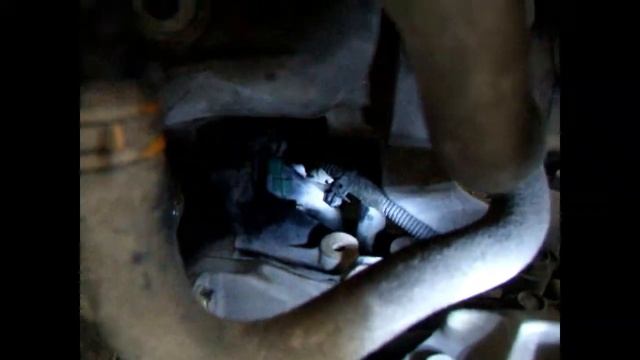 ЗАМЕНА ДАТЧИКА КОЛЛЕНВАЛ НА Nissan X-Trail дизель M9P смотреть онлайн