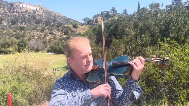 Pavel Sporcl & His Blue Violin in Hollywood- Somewhere Over the Rainbow смотреть онлайн