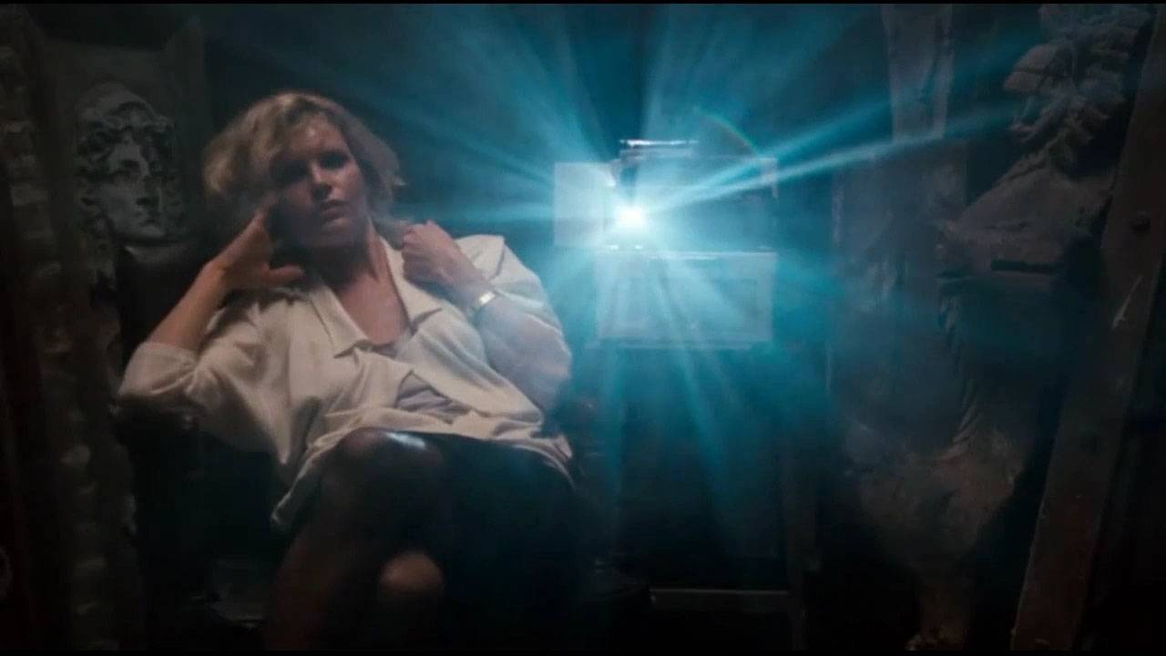 SAVAGE - Fugitive смотреть онлайн