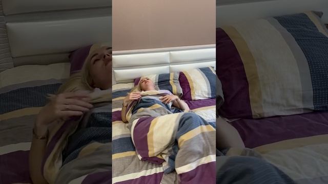 Как засыпаю я и жена ?