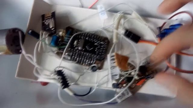 кораблик бюджетный радиоуправляемый на ардуине смотреть онлайн