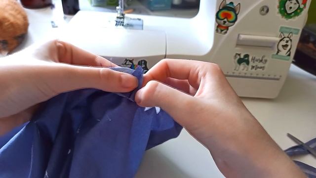 DIY. УТИЛИЗАЦИЯ ОСТАТКОВ ТКАНИ И ЛОСКУТОВ. ШЬЁМ КОФТОЧКУ С ПОЛОЧКОЙ И КНОПКАМИ ИЗ ЛОСКУТОВ смотреть онлайн