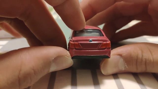 Toyota Crown Athlete (No. 92) | Tomica Unboxing смотреть онлайн