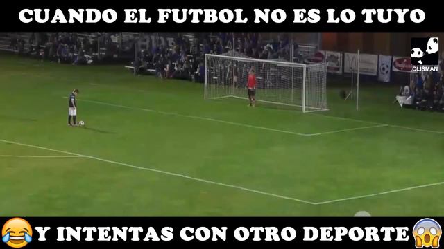 Arquero ataja penales con la cara y otra vez pero en voleibol :( смотреть онлайн