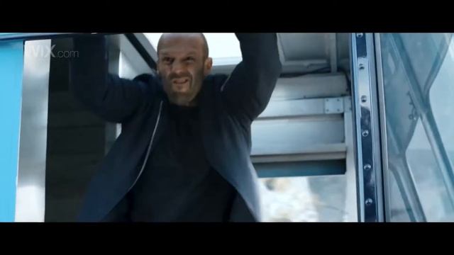 Галь Гадот и Джейсон Стэтхем в рекламе Wix.com