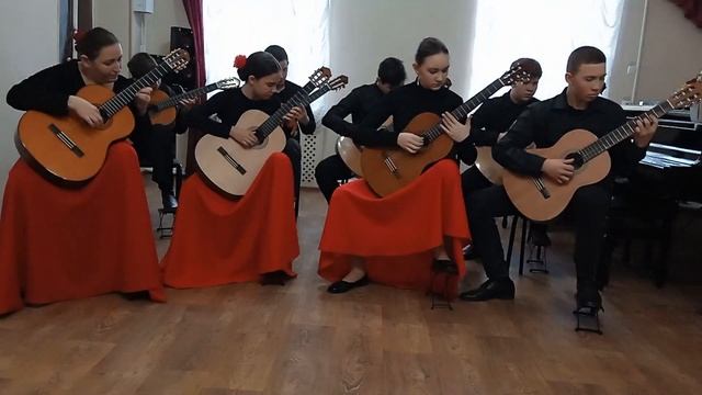 Ансамбль гитаристов "Талисман". Неизвестный автор "Кубинский танец". Преподаватель Дунаева Т.В. смотреть онлайн
