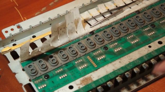 Roland D-20, кнопки и клавиатура. часть 2 смотреть онлайн