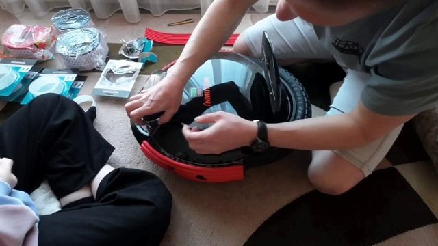 Защита моноколеса INMOTION V8S от падений лапшой. смотреть онлайн