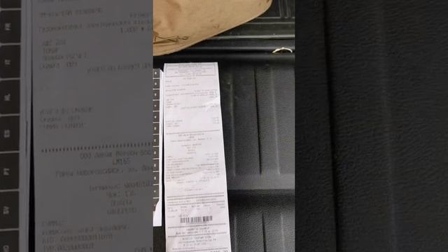 Бюджетная, но хорошая газонокосилка Black Decker. смотреть онлайн