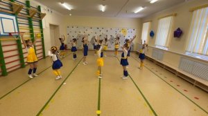 МАДОУ «ДС № 26 г. Челябинска» Танец Паровозик-букашка Руководитель Елисеева Анастасия Вячеславовна