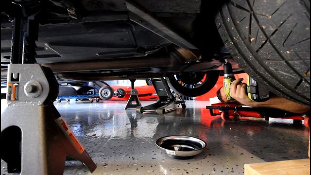 C55 AMG Voltage Regulator Replacement - Alternator Charging Problems! смотреть онлайн