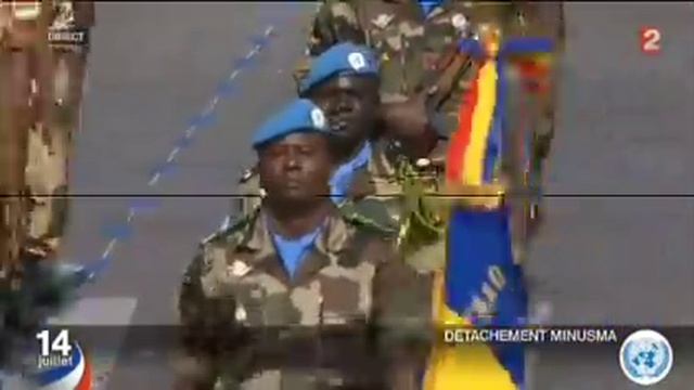 VIDEO 14 JUILLET - Vue du net (tribune présidentielle) смотреть онлайн
