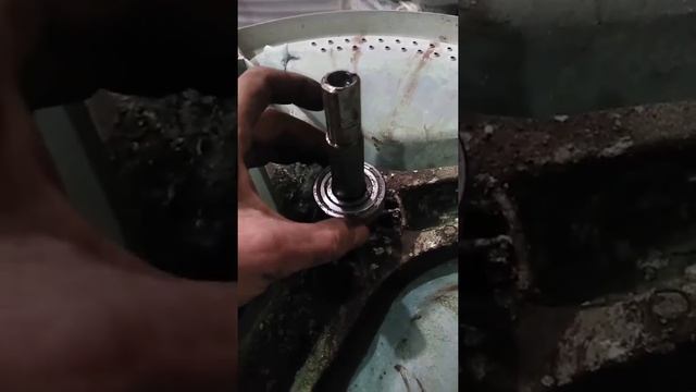 Выработка на валу. Крестовину стиральной машины под замену. смотреть онлайн