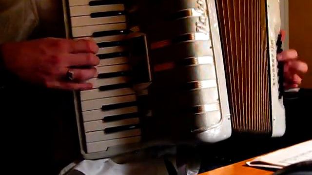 Accordion / Accordeon French Musette: Tantinette