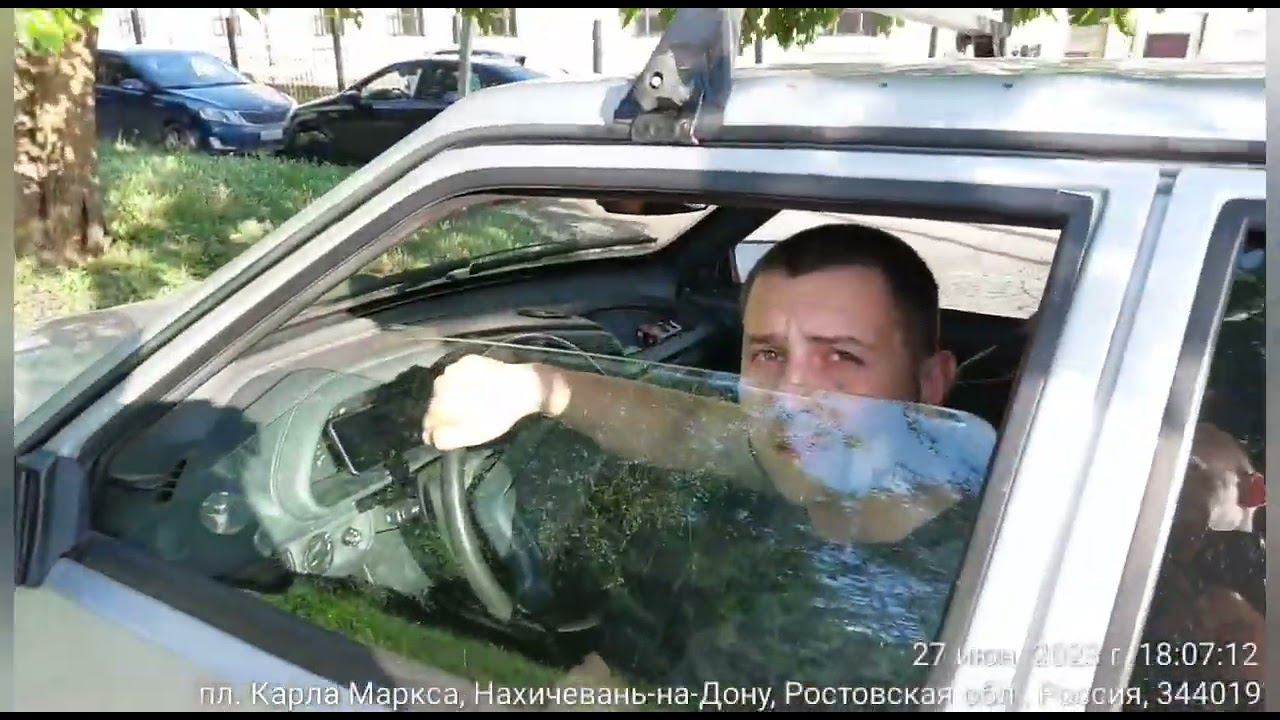 ДПС опозорились по полной. Площадь Свободы заняли автохамы. (27.06.2023) смотреть онлайн