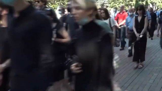 Он Умирал в Муках.. Москва Прощается с Легендарным Телеведущим.. смотреть онлайн