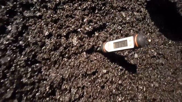 Бестобе. Ремонт дорог в посёлке, с укладкой на них асфальтного покрытия, на этот год завершен. смотреть онлайн