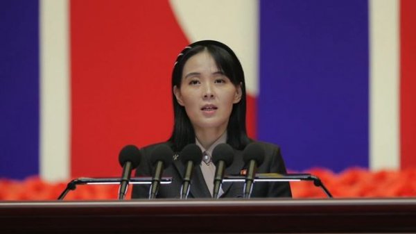 Covering North Korea and Kim Jong Un’s elite female entourage | Chun Sujin & Colin Zwirko– Ep. 326