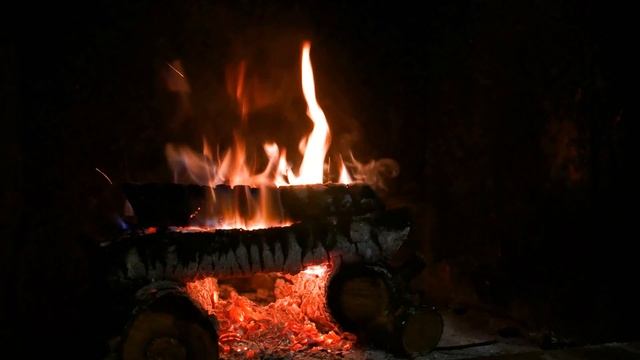 Fireplace In Real Time. Огонь в камине в реальном времени. Без музыки. 4К.Fireplace In Real Time. Ог