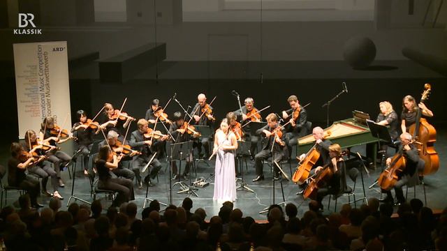 Mayuko Akimoto - C.P.E. Bach: Flute Concerto In G Major, Wq. 169