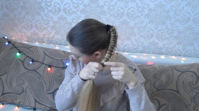 Как плести косы самой себе? Коса-кнут. Повседневная прическа своими руками смотреть онлайн