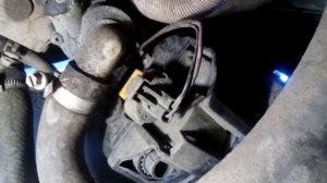 Вынимаем туманку TIIDA