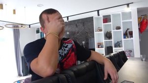 СТАРЫЙ ЗАСТАВИЛ РАБОТАТЬ ЛЫСУЮ БОРОДУ. NERF BROTHERS