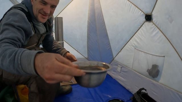 ПУРГА! МЕТЕЛЬ! ЯУЗСКОЕ ВОДОХРАНИЛИЩЕ ТРУДОВАЯ РЫБАЛКА смотреть онлайн