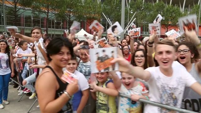 Briga e The Kolors al Vulcano Buono смотреть онлайн