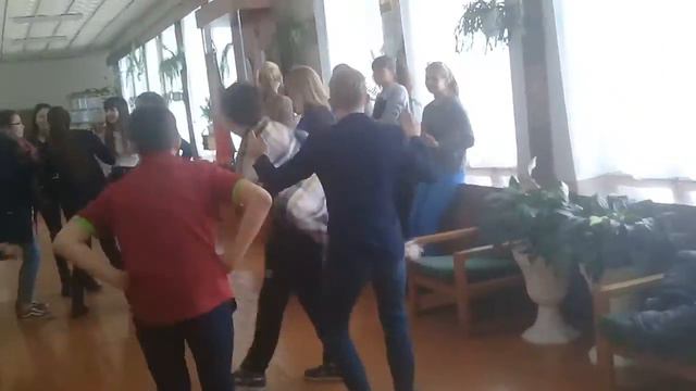 Празник 8 марта смотреть онлайн