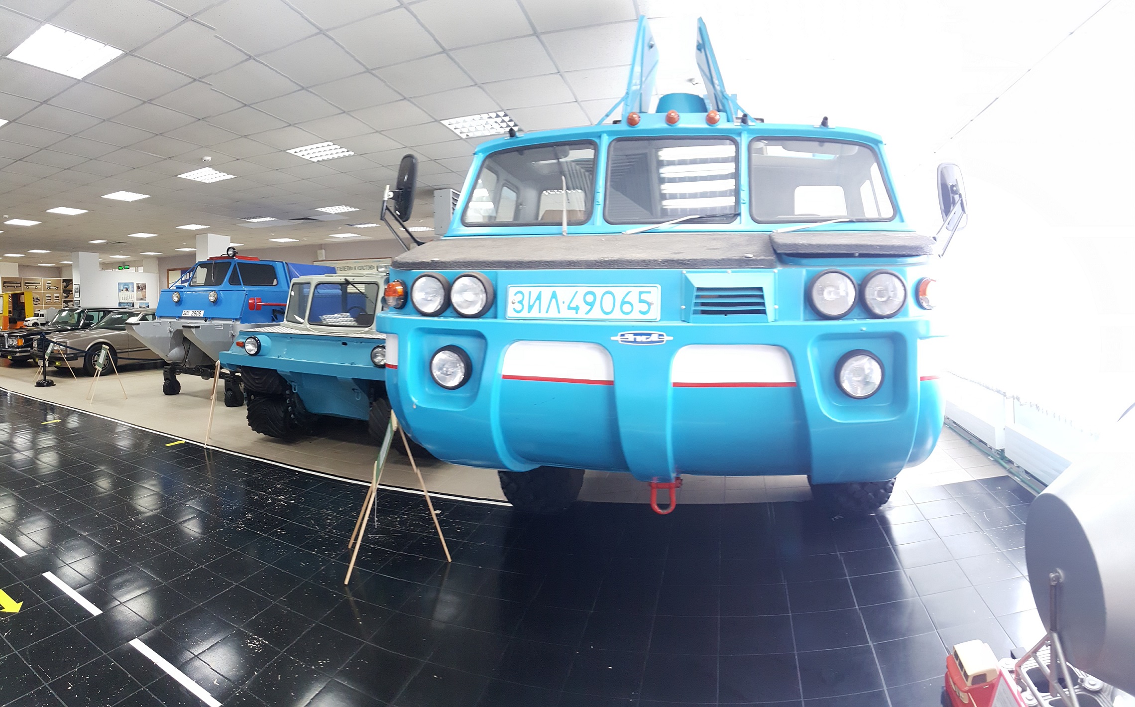 ЗИЛ-49065 Синяя Птица в Музее ЗИЛ в Сокольниках