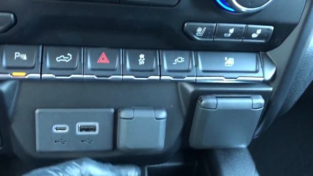 2020 Chevrolet Silverado 3500HD High Country Review смотреть онлайн