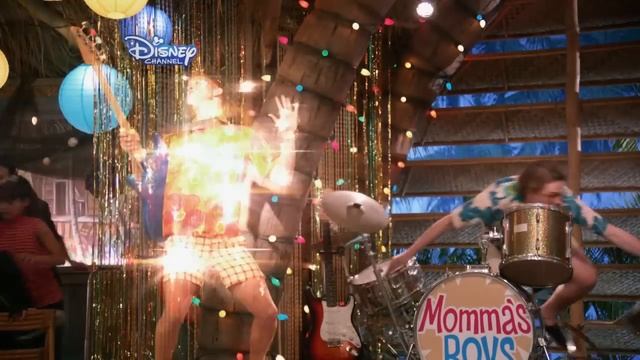 Плажен тийн филм сезон 2 - Тийзър. Само по Дисни Чанъл!