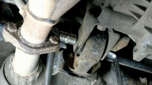 Hyundai Accent 2. Замена задней опоры(подушки) двигателя МКПП/АКПП