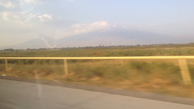 Армения..гора Арарат в тумане...2017 10 01 смотреть онлайн