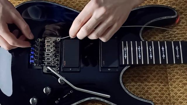 Elektro Gitar Teli Değiştirme Floyd Rose Schecter Hellraiser C1 FR смотреть онлайн