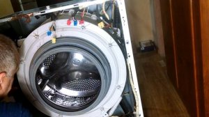 Ремонт стиральной машинки LG F1056MD стук при вращении барабана