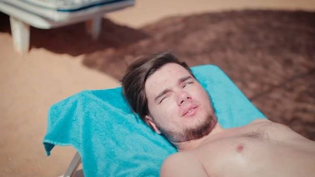 ТОП ПОЛЕЗНЫХ И КРУТЫХ ПЛЯЖНЫХ ЛАЙФХАКОВ ! КОТОРЫЕ СПАСУТ ВАШЕ ЛЕТО ? ? ? ? смотреть онлайн