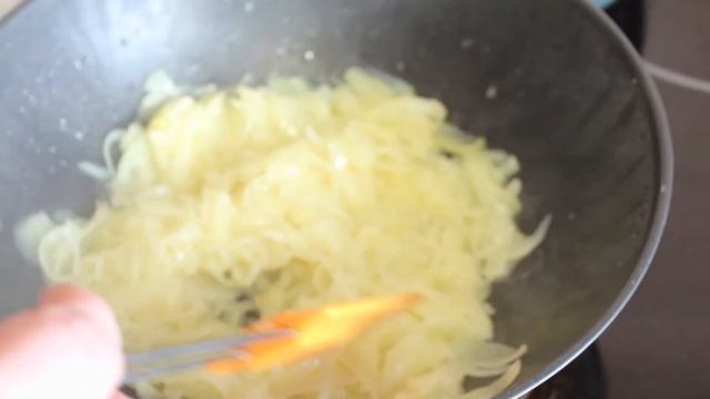 Луковый суп. Готовим французский луковый суп дома. смотреть онлайн