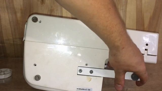 AURORA 515.Не вращается челнок.Часть1.Разборка. смотреть онлайн