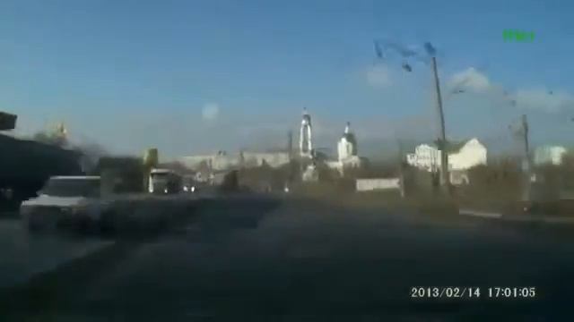 Пяная женщина ! ЛОБОВАЯ авария ! Дтп видео ! Аварии смотреть онлайн